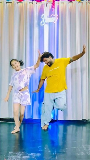 SHYAM SHYAM KARKE💃🏻🕺 #youtubeshorts #trending #dance #shorts #viralvideo #foryou