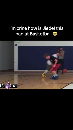 Jesser Dominates in Epic 1v1 Basketball Match