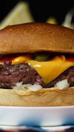 Cheeseburger, le célèbre burger que tout le monde aime !