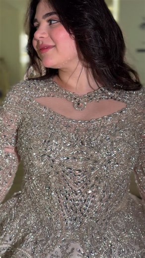 Instagram video by Elegant Bride • Dec 25, 2025 at 7:08 AM