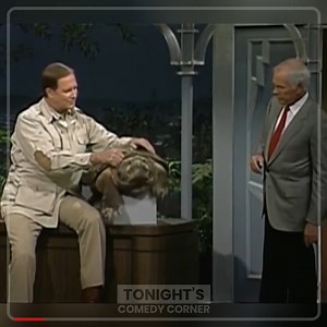 Animal Antics with Johnny Carson and Jim Fowler (Sep 07, 1989) 😁 - #johnnycarson #thetonightshow #comedylegend #jimfowler | Tonight's Comedy Corner