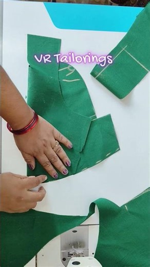 Blouse Lining Front Part Cutting #sewingtips #blousedesign #tailoringclasses #clothingdesign #sewing