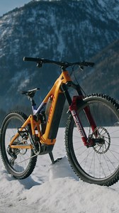 Who's ready for some crispy E-RIOT Full Party Details? 💜💛 ❄ Sram Maven Silver Stealth 220 mm ❄ Bosch Performance CX with 800 Wh ❄ Full Carbon Frame Stay tuned to see @korbinian_engstler explain his Setup. 🔥 Here are all the Deets: https://www.ghost-bikes.com/de-en/e-riot-cf-full-party/ | GHOST-Bikes