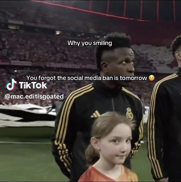 What has Australia become now bro #socialmediaban #australia #fyp #footballtiktok #giftok