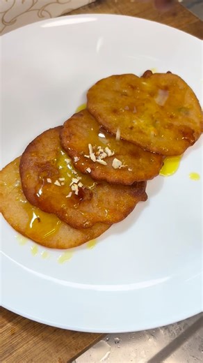 Naresh Kumar | Malpova♨️😍🤤 . . Ingredients 1.maida-1cup 2.rava-1/2cup 3.sugar-2tsp 4.milk-1glass 5.cardamom 6.fennel 7.water . . . #ppl_call_me_chef... | Instagram