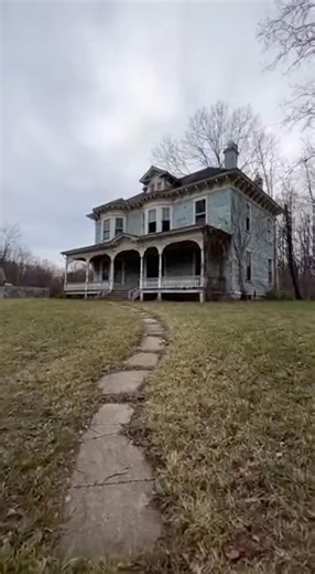 abandoned Victorian mansion Sunnyside Mano