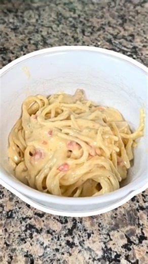 Crockpot chicken spaghetti crowd favorite