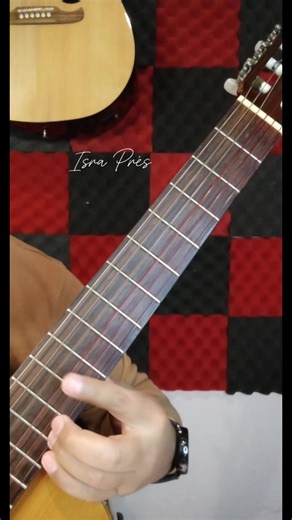 Conoces esta? Suscríbete y disfruta de tutoriales de mis arreglos, partituras y tablaturas, además de material exclusivo de guitarra hecho especialmente para ti. Y si deseas aprender a tocar este estilo, te invito a unirte a mis clases en línea. 🎶 #guitara #clasesenlinea #clasesdeguitarraonline #israpres | Isra Prés