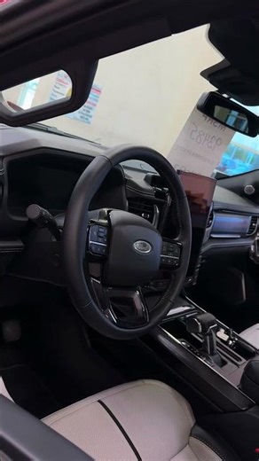 Get the last Ford F-150 Lightnings on the market! ⚡️