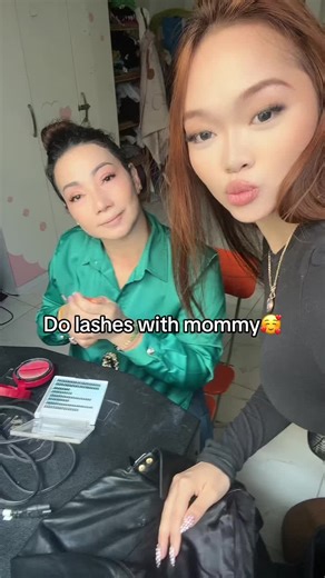 Luminous Lashes: Mommy's Pretty Look