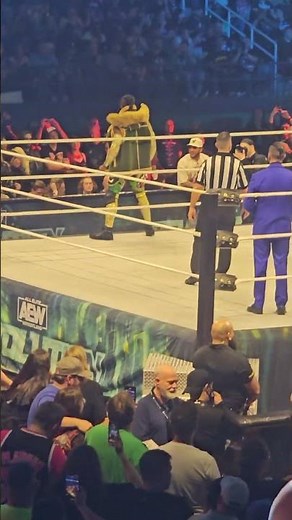 Swerve Strickland's entrance at AEW Revolution