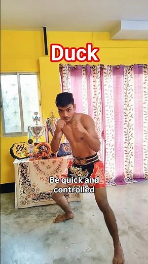 Day 22 - How to DUCK from Punches in Boxing 🥊 | Step-by-Step Defense Tutorial #boxingtips #duck