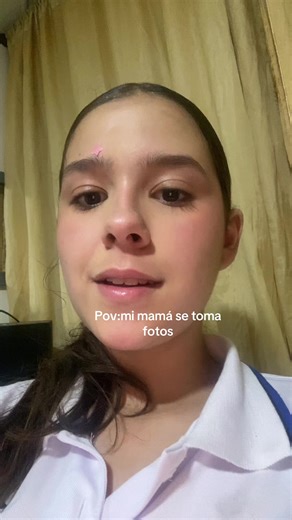 Te amo ma mo te enojes#greenscreen #humor#viral#fyp | moms taking pictures be like