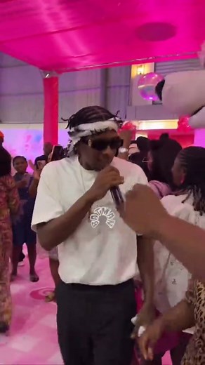 R2BEES Over: A Powerful Performance of Emotion