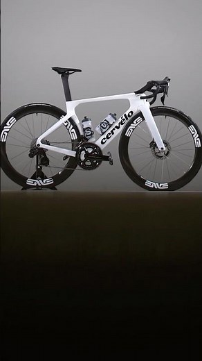 Cervélo S5 es la base perfecta para este montaje a la carta sin límites.