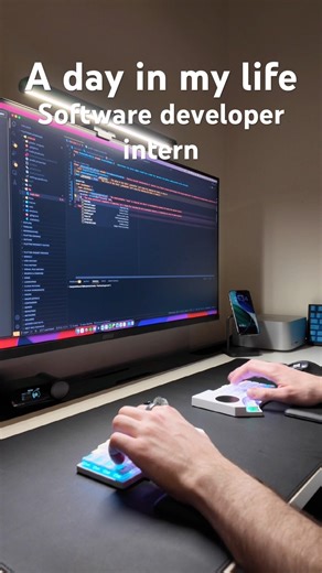 A day in my life as a software developer intern #intern #developer #coding #softwaredeveloper