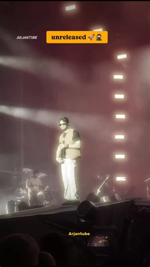 Arjan Dhillon on Instagram: "ਯਾਰ ਬੱਸ ਦਿਲਾਂ ਦੇ ਨੇ ਖੁੱਲ੍ਹੇ ਬਚਦੇ ❤️ @arjandhillonofficial 🥷🏻 #arjantube #arjandhillon #brownstudio #aforarjan #punjabi #viral #meme #therevolution #panjabuniversity #aforarjan2 #newleak #arjandhillonunplugged"