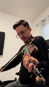 Kristian Xhaferaj ®️👑🎻 on Instagram: "New test Pick Up #kristianxhaferaj #taksim #keman #kesfet #ibrahimtatlıses #muslumgurses"