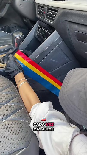 Essential Car Detailing Tips for Holiday Gifting