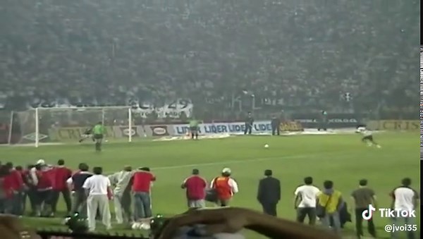 Late night finds #latenightfinds #latenight #colocolo #fyp #football #futbol⚽️