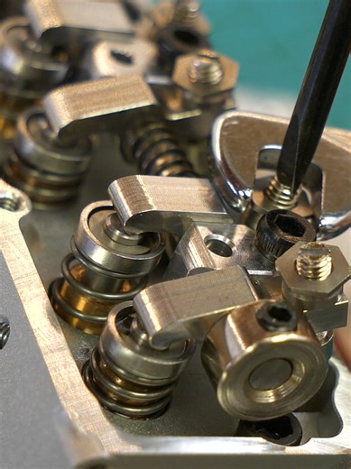 9,000rpm Micro V8 Cylinder HEADS Assembly - Part 3 #rc #v8 #engine