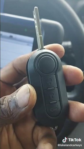 2015 Ram Promaster city. adding a flip remote key. lakelandcarkeys.com