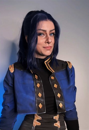 Incrível Cosplay da Caitlyn Kiramman de Arcane