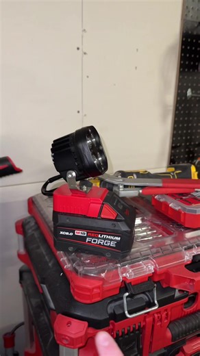 Azocek 40W LED Work Light for Milwaukee M18
