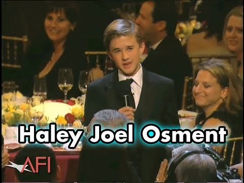 Haley Joel Osment On Being Tom Hanks' "Son" In FORREST GUMP