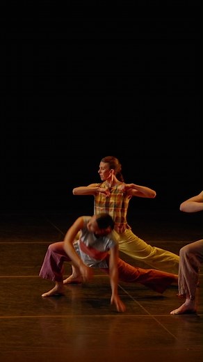 Fall into the classic... 💎 Trisha Brown’s timeless works solidify her place as one of the most influential choreographers of her time. 📅 12-13 March 📍 Sadler’s Wells Theatre, Angel 🎫 https://sadl.rs/4i7AoNe This production is part of Dance Reflections by Van Cleef & Arpels Festival. Co-presented by Sadler’s Wells and Dance Reflections by Van Cleef & Arpels #VCADanceReflections #VCADance #VanCleefArpels | Sadler's Wells