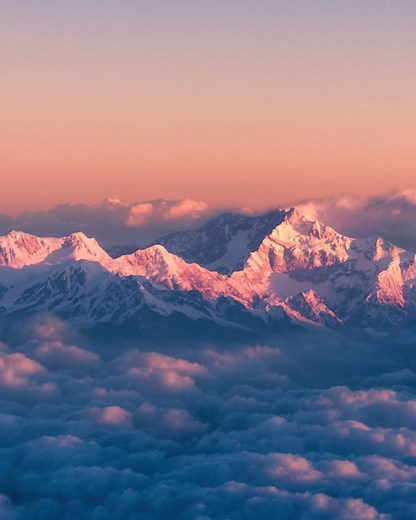 Dangers of high-altitude mountaineering