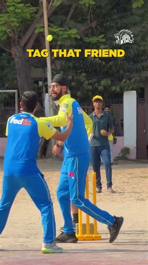 Every gang definitely has one Gurjapneet 😂💛 Tag that person ✍️ #WhistlePodu #Yellove