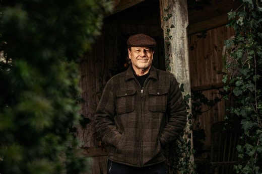 Yorkshire Icon Sean Bean Hosts Award-Winning Birdwatching Podcast - The Yorkshireman