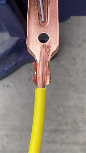 #UKacount #uniqloholidayshoppingfestival #tiktokvediorepost #tiotikforyouvedio #longdistancerelationship