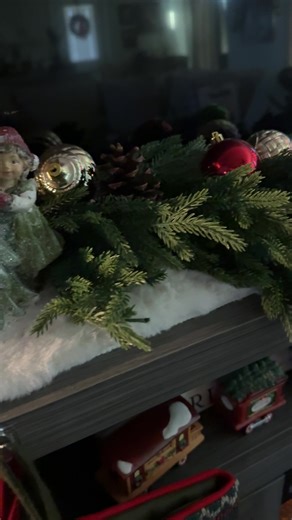 Transform Your Home with Holiday Garlands