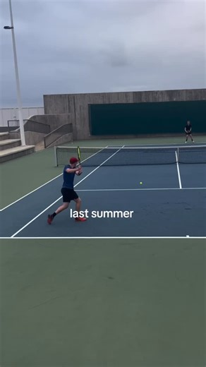 Sammy Ralston | #1 Business Consultant for Tennis Coaches on Instagram: "Last year I was on court 24/7. No days off. No holidays. Because the second I stopped working - my income stopped. Me and my best mate had started a tennis coaching business 6 months earlier. From the outside, it looked like we were doing well. Busy diary. Full courts. Money coming in. But behind the scenes? Early morning starts. 10pm finishes. Living at the club. Burning out and knowing it. The trap was simple: If we stopp