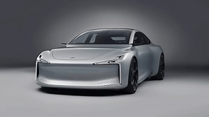 hopium machina EV: मोटर शो में पेश हुई नई हाइड्रोजन EV, तीन मिनट में रिफिल होकर चलती है एक हजार किलोमीटर