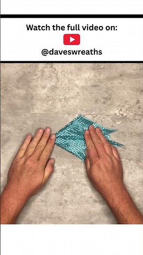 Flower Petal Wreath Part 3 - Shorts - Wreath DIY - #wreath