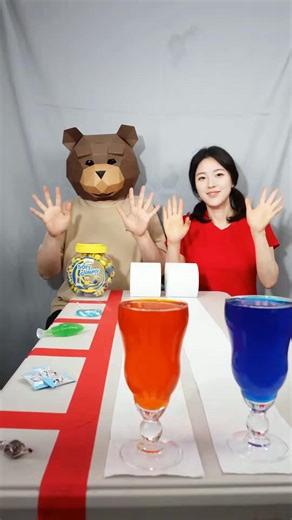 Epic Jelly Heist: Bear Challenges Jelly War