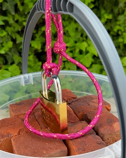 2.4M views · 9.1K reactions | Rope and padlock trick | Magic Hands Creations | Facebook