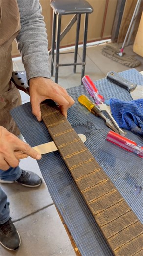 4.6K views · 264 reactions | Truss rod replacement, Warwick bass #Luthier #laudero #bass #art | Humberto Perez | Facebook