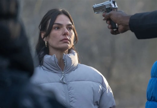 Código Alarum, filme com Isis Valverde e Sylvester Stallone, ganha trailer; veja