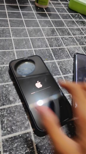 🤪 #iphone #oppo #softwareupdate #iphone17promax #colorOS16