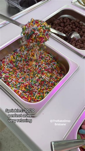 Rating Our Favorite Cake Bar Toppings