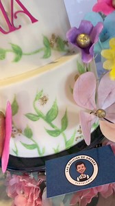 #Babygirls #baby #babylove #babyclothes #babycake #babycakesmash #cakesoffacebook #pastelespersonalizados #TaylorSwiftChallenge #taylorswift | Andrés Alejandre