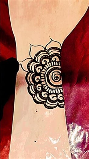 Easy Flower Mehendi Design | Simple Floral Henna for Beginners 🌸