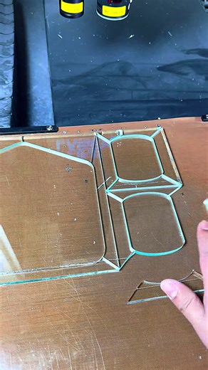 Advanced Picosecond Laser Glass Cutting Machine