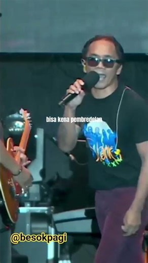 SLank Kampungan live concert