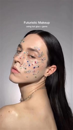 ഗ്ലു ഗൺ ഒരു സംഭവം തന്നെ