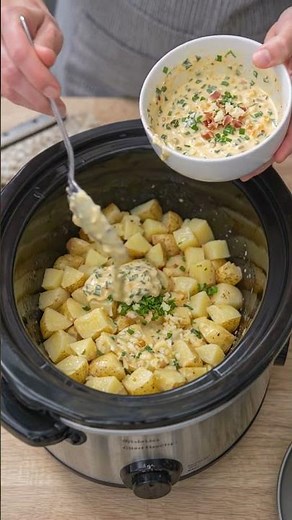 🍗🍋 Slow Cooker Lemon Herb Chicken (Fresh & Juicy)